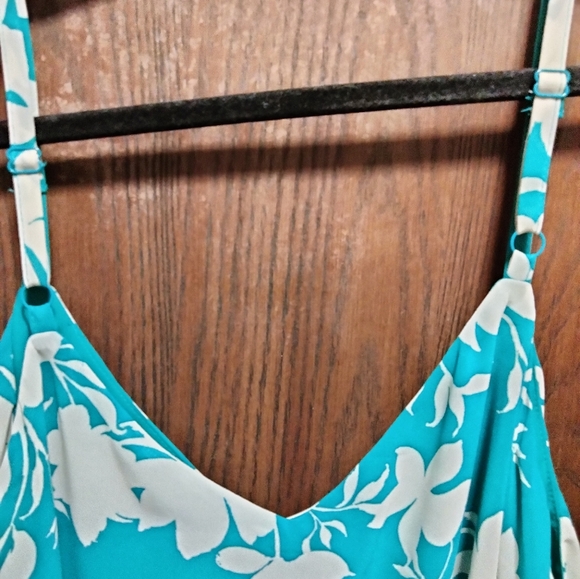 Torrid Sophie Floral Spaghetti Strap Tank - Picture 8 of 10